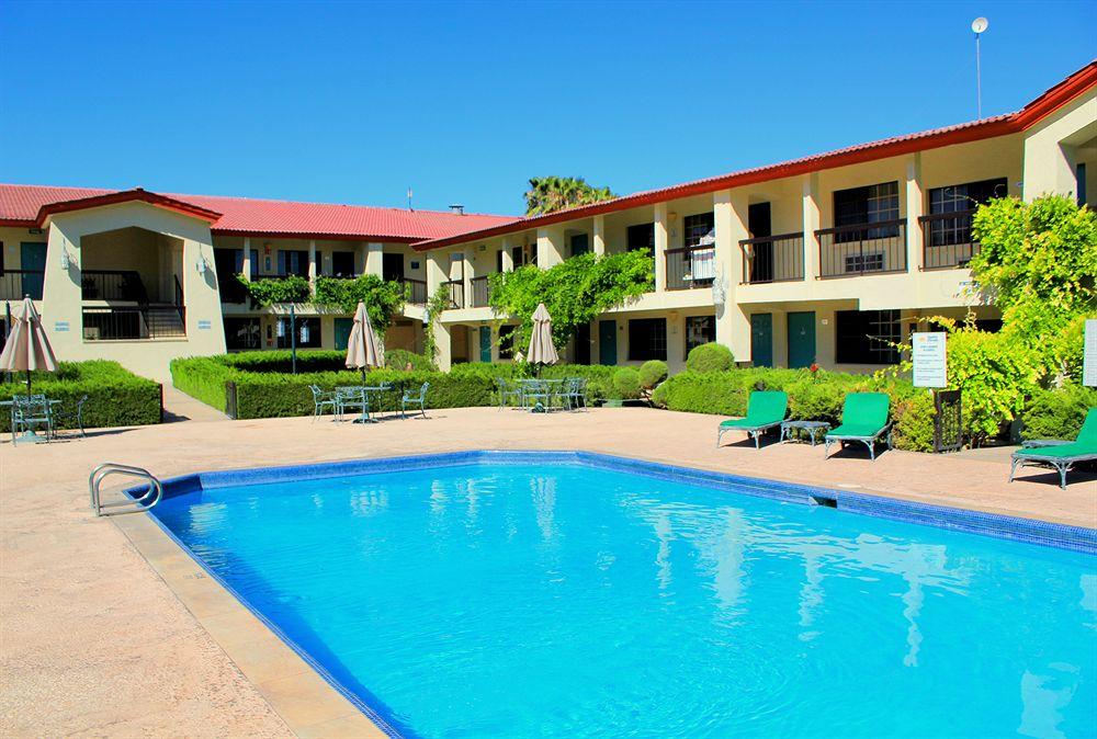 Quinta Dorada Hotel & Suites Saltillo Dış mekan fotoğraf